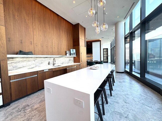 Building Photo - 682 Atlantic Ave