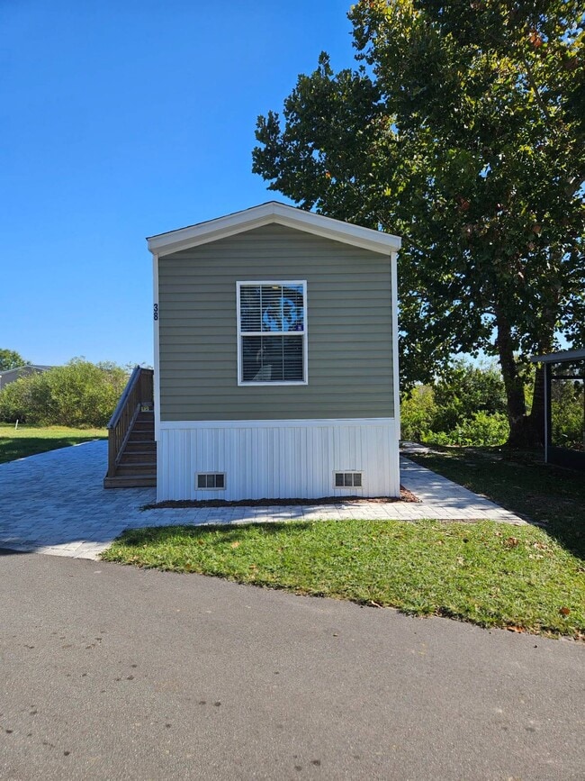 Building Photo - 14236 Max Hooks Rd