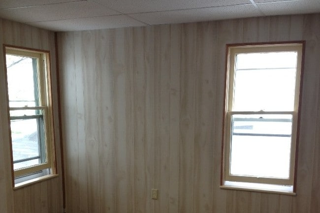 Building Photo - 347 Catherine St