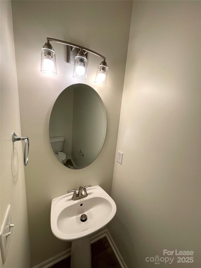 Building Photo - 11434 Heritage Green Dr