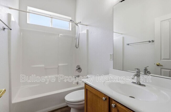 Building Photo - 6519 S 5th Way