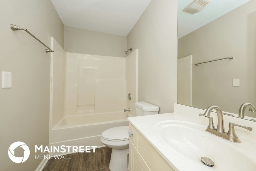 Building Photo - 548 Windy Rd