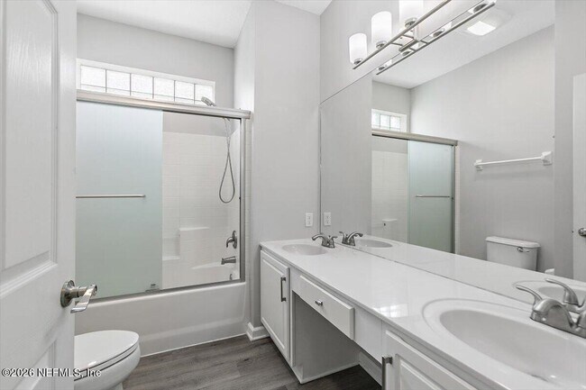 Building Photo - 8884 Hampton Landing Dr E