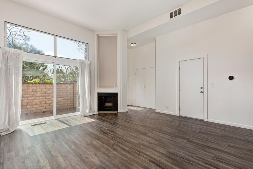 Building Photo - 13011 Mindanao Way