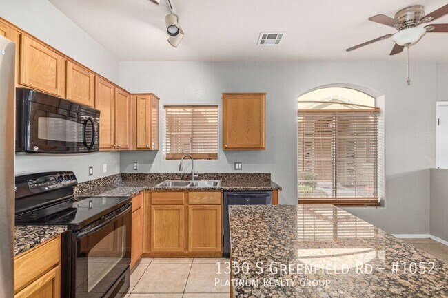 Building Photo - 1350 S Greenfield Rd