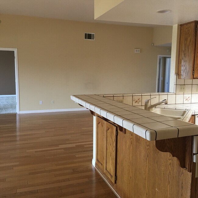 Building Photo - 14087 Driftwood Dr
