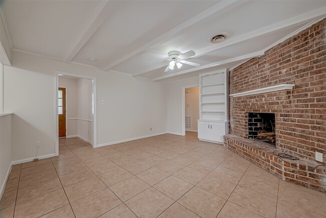 Building Photo - 5711 Braesvalley Dr