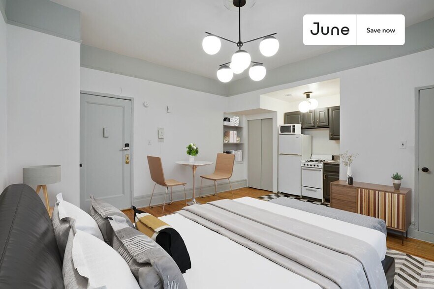 Building Photo - 471 Central Park W