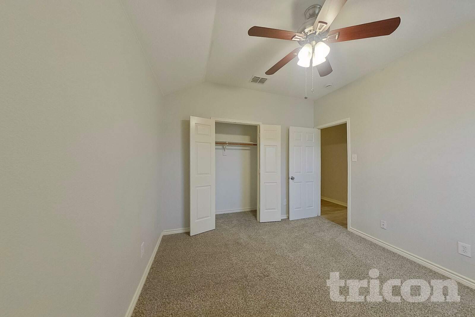 Building Photo - 813 Wolf Trail