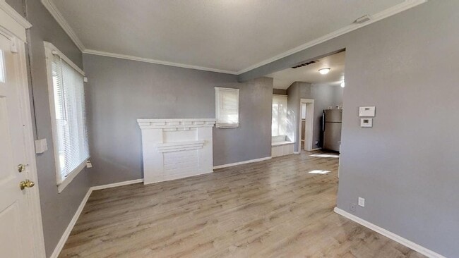 Building Photo - Coming Soon! Charming Cottage for Lease in Downtown Riverside, California!