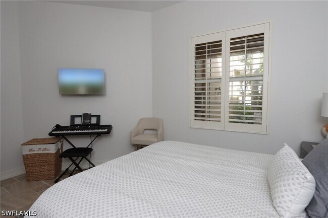 Building Photo - 5963 Trophy Dr
