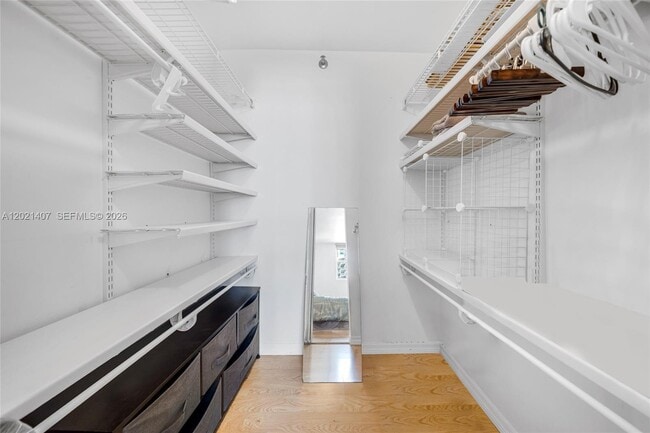 Building Photo - 5880 Collins Ave