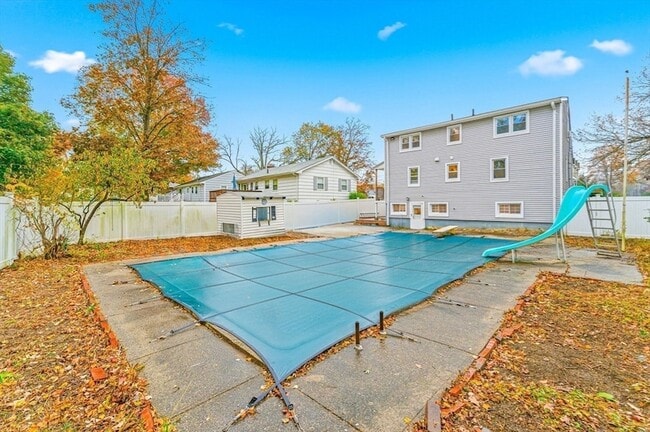 Building Photo - 63 Dickerman Ln