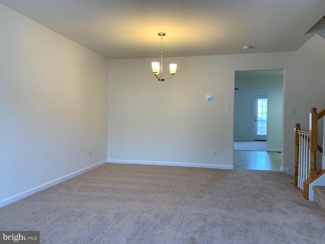 Building Photo - 23039 Sir Barton Ct