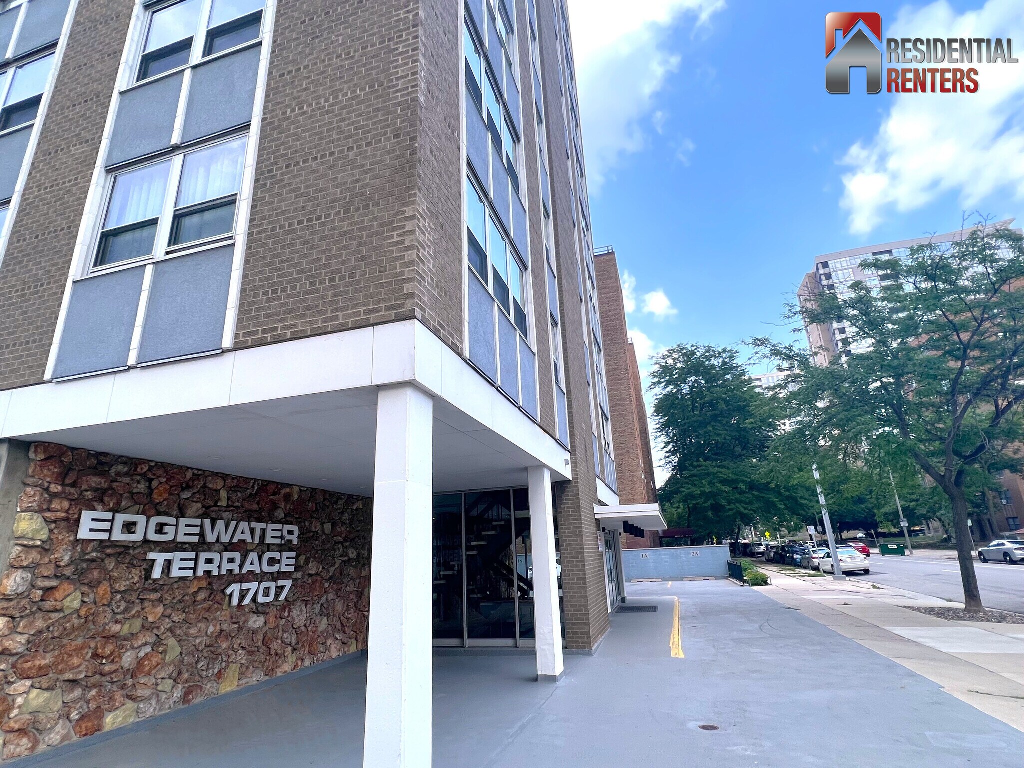 Building Photo - 1707 N Prospect Ave
