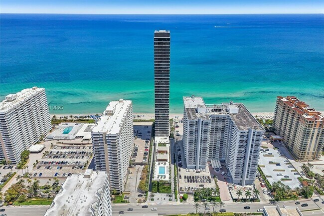 Building Photo - 2000 S Ocean Dr