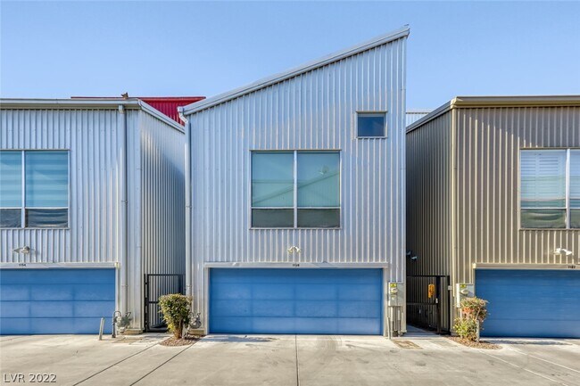 Building Photo - 1158 E Carson Ave