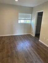 Building Photo - 5272 Yorkton Way