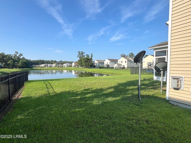 Building Photo - 29 Saluda Way
