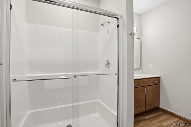 Building Photo - 1130 Orchard Park Rd