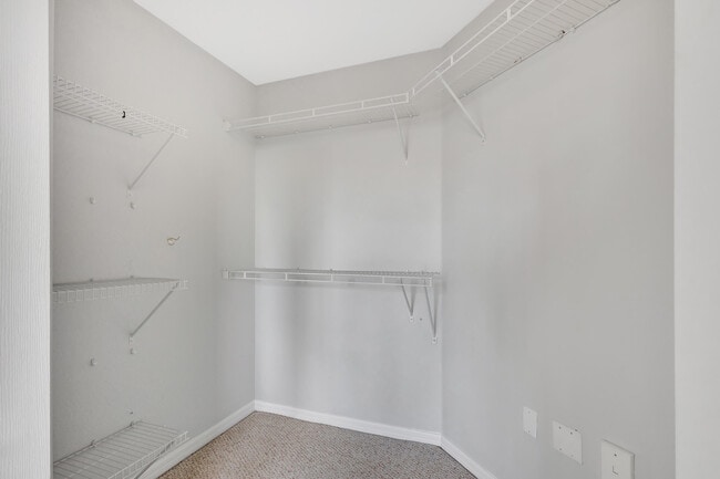 Building Photo - 11020 Legacy Dr