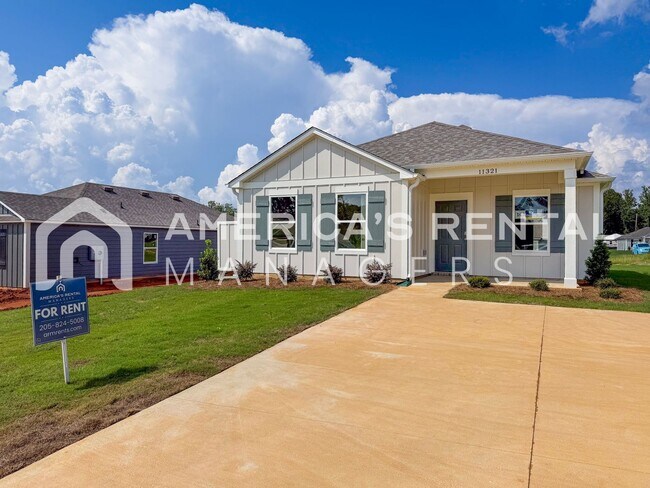 Building Photo - Coming Soon! Available to View NOW!!!