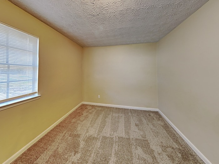 Building Photo - 97 Royce Dr