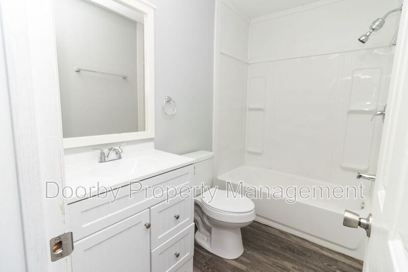 Building Photo - 3612 Glendon Dr