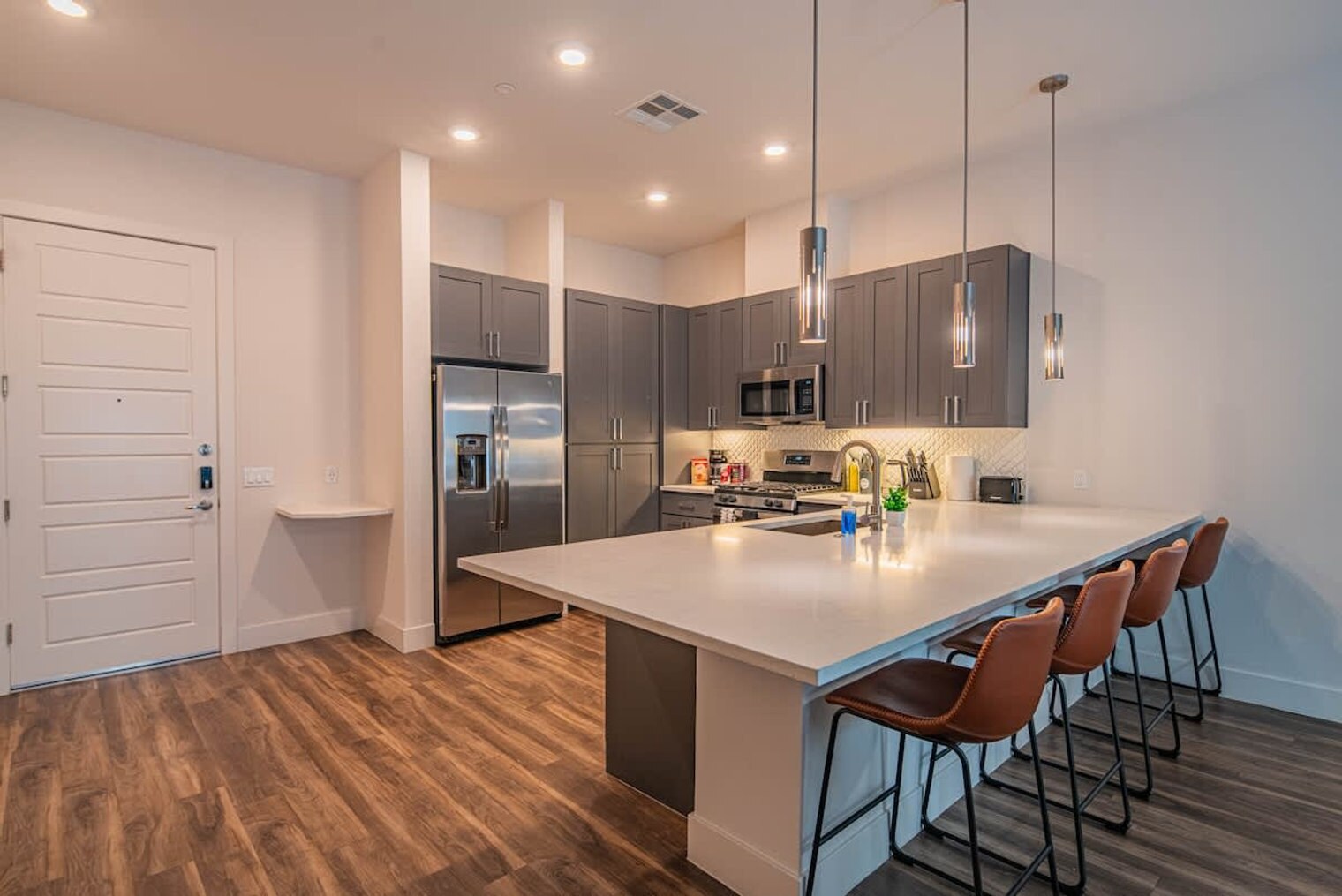 Building Photo - 15501 N Dial Blvd