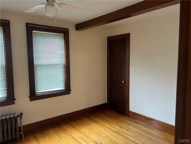 Building Photo - 412 Delmar Pl