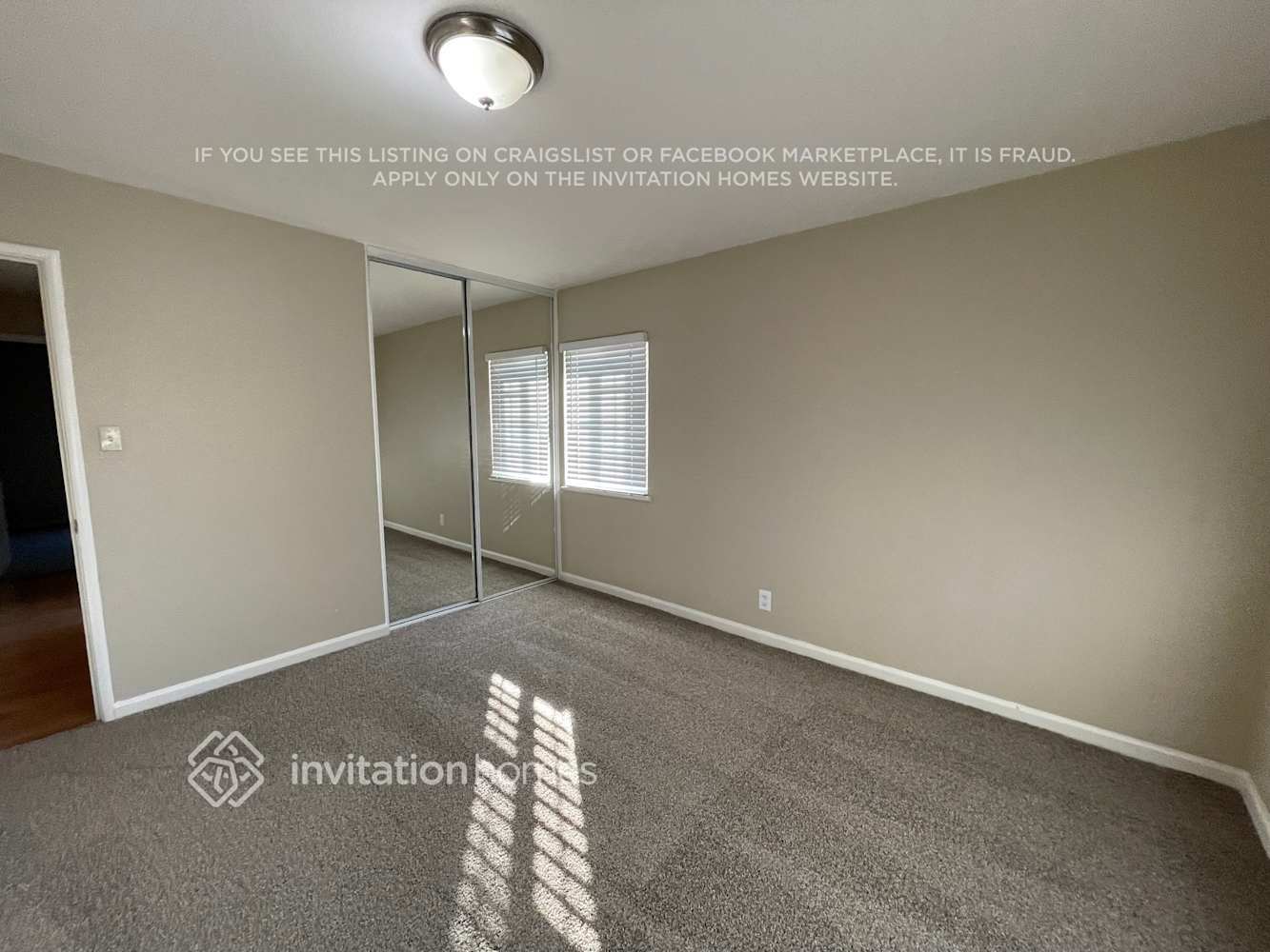 Building Photo - 508 Vervais Ave