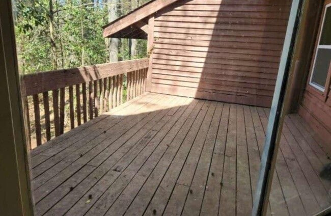 Building Photo - 2565 Terrace Trail