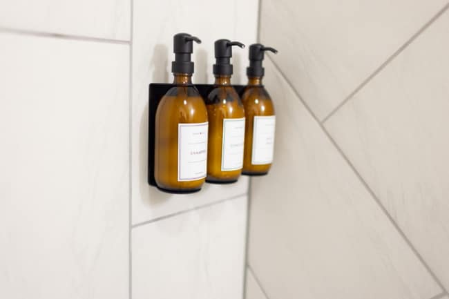 Building Photo - 5855 S View Rd