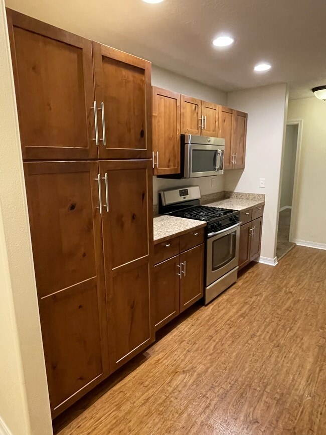 Building Photo - 1413 29th Ave S