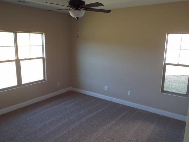 Building Photo - 305 Sliding Rock Dr