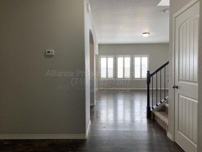 Building Photo - 8885 Vanderwood Rd