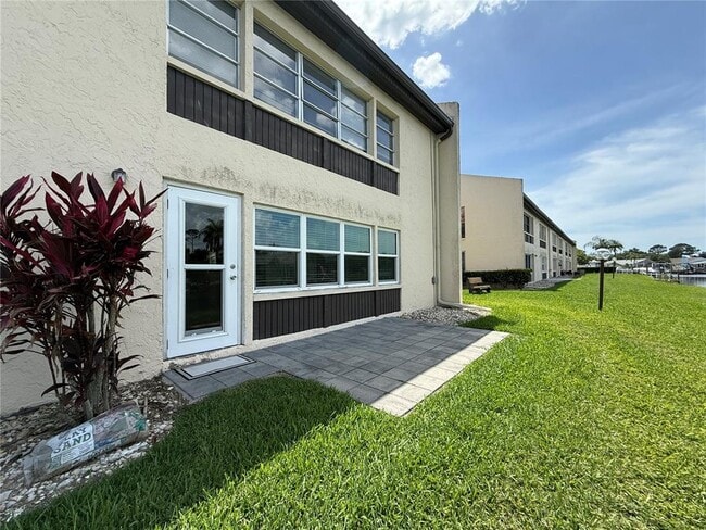 Building Photo - 4533 Marine Pkwy