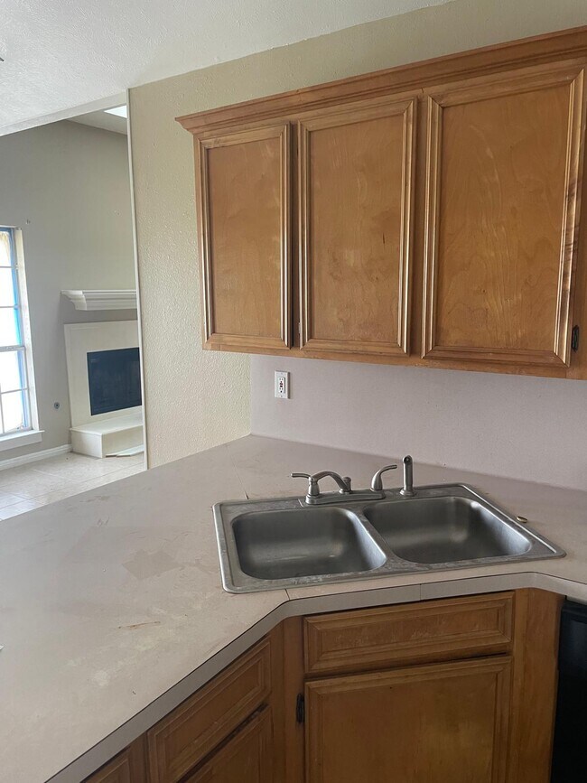 Building Photo - 3645 Innisbrook Dr