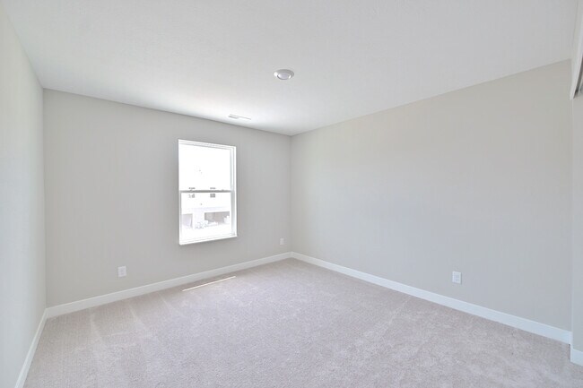 Building Photo - 2019 Mildred Rd