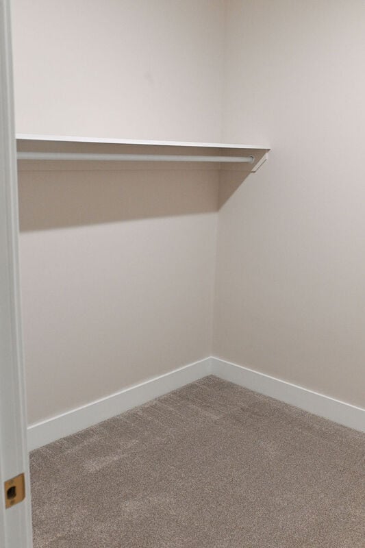 Building Photo - 754 Mt Vernon Ave