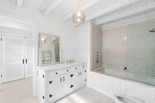 Building Photo - 22 Driftwood Ln