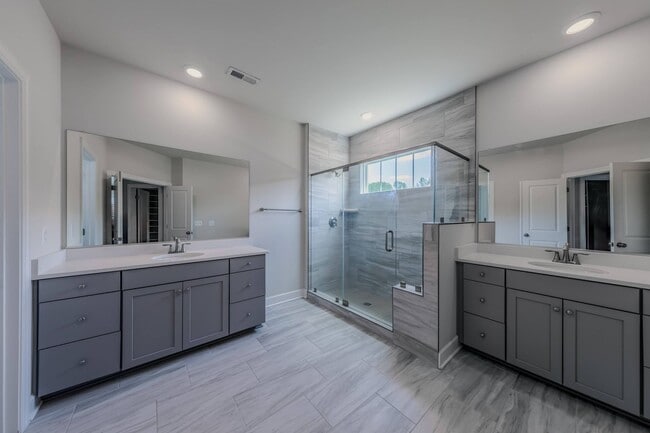 Building Photo - 9141 Daydreamer Ct