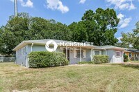 Building Photo - 3 Bedroom Pet-Friendly Home in Brandon, FL...