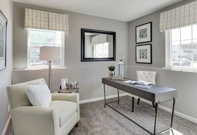 Building Photo - 1st Month Free! Charming, Sophisticated Ho...