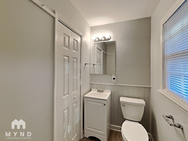 Building Photo - 6381 Impala Cir