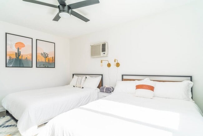 Building Photo - 57405 Navajo Trl