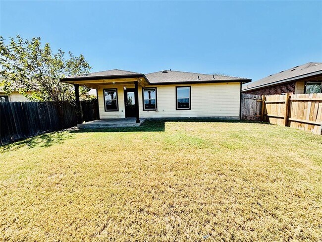 Building Photo - 1220 Anise Dr