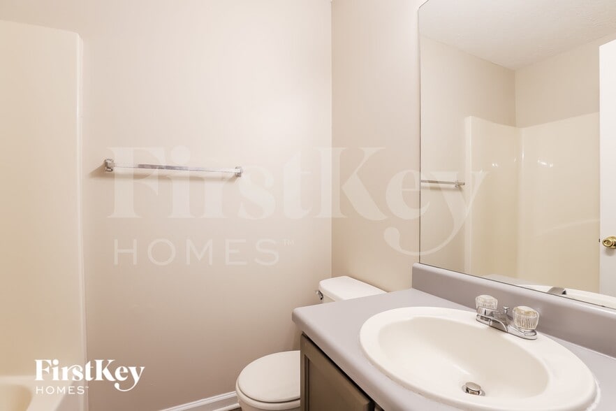 Building Photo - 5461 Bethel Rd