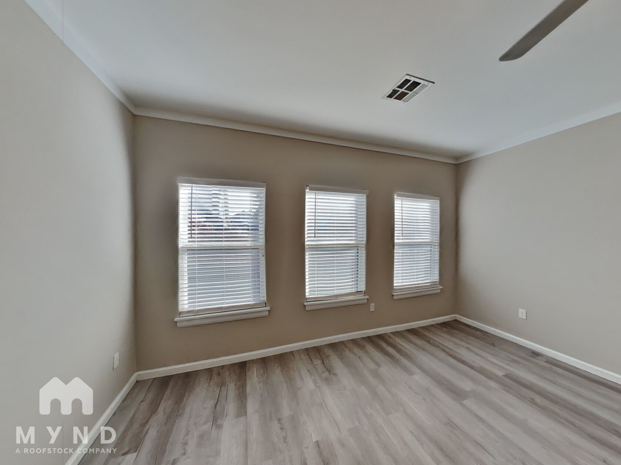 Building Photo - 12924 Firerock Cir