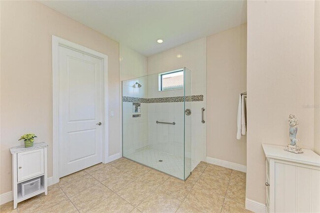 Building Photo - 4610 Royal Dornoch Cir